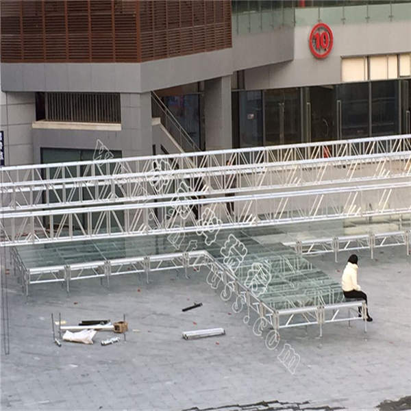T型玻璃舞臺(tái)桁架8.jpg